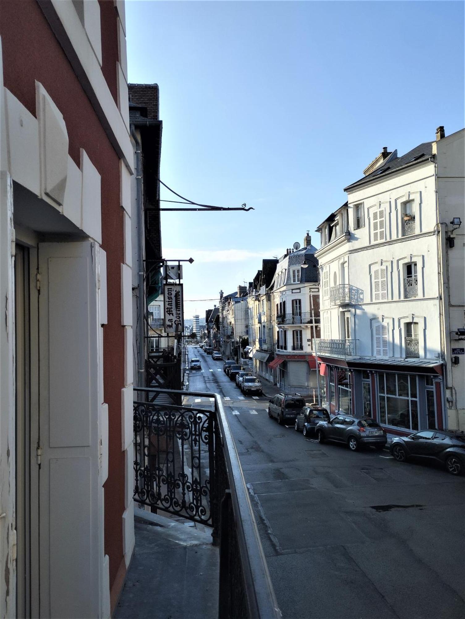 Le Capitaine Jack Apartment ทรูวิลล์-ซูร์-แมร์ ภายนอก รูปภาพ